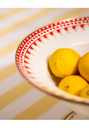 Madame Coco Lison Ayaklı Meyve Kasesi - Kırmızı - 30 Cm 8684427228500 Kirmizi