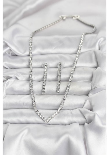 Zarif Kadın İçin Silver Metal Zirkonlu Kolye Küpe Seti Gri