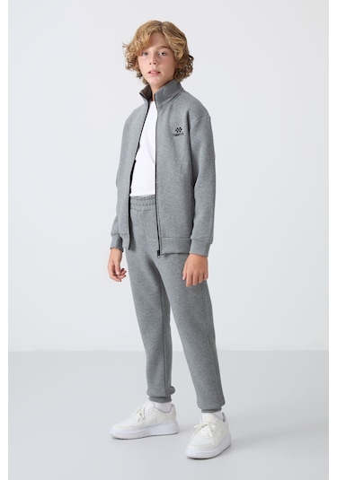 Gri Melanj Pamuklu Kalın İçi Tüylü Yumuşak Dokulu Standart Fit Nakışlı Erkek Çocuk Eşofman Takım - 11256 Gri Melanj