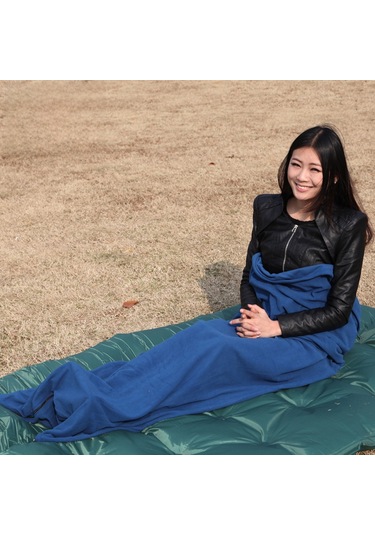 Shineyee At6109 Yetişkin Kullanıma Özel Piknik Yastığı, Dış Mekan Kamp İçin Yumuşak Plüvöz Malzeme, Eğlenceli Sallama Sesli Tasarım, Kahve Desenli Uyku Çantası Çok Renkli