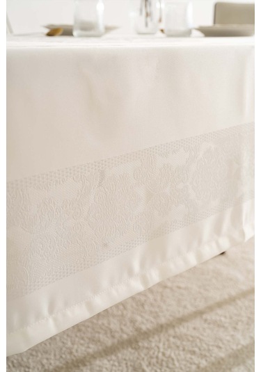 Jumbo Jakar Krem Sıvı İtici Leke Tutmaz Masa Örtüsü 160x220 Cm Krem