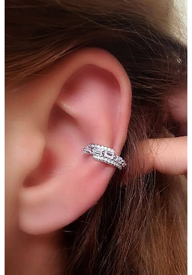 Gümüş Pırlanta Işıltısında Baget Zirkon Taşlı Kıkırdak Küpesi