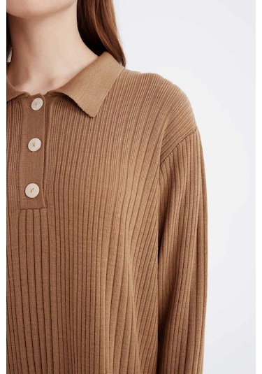 DeFacto Regular Fit Polo Yaka Basic Düz Maxi Triko Elbise D5434AX24WNBG632 Bej