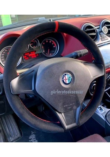 Alfa Romeo Dikmeli Direksiyon Kılıfı Alkantra Kırmızı Yüzüklü