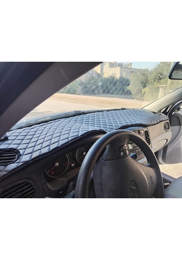 Kapitone Deri Kumaş Hyundai Accent Era Torpido Koruma Örtüsü 1 Adet