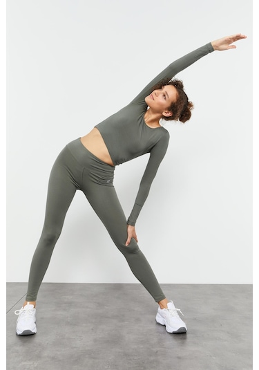 Tommy Life Çağla Uzun Kollu Dar Kalıp O Yaka Kadın Crop Top T-shirt - 97150 Çağla