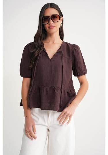 4715 Kadın Yakası Bağlamalı Kısa Kol Müslin Bluz Kahve Kahve