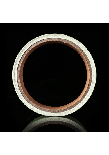 Novahub Yeşil Işıklı Bant Duvar Stickerı, 5cm X 10m, Karanlıkta Parlayan Fotolüminesan Bant