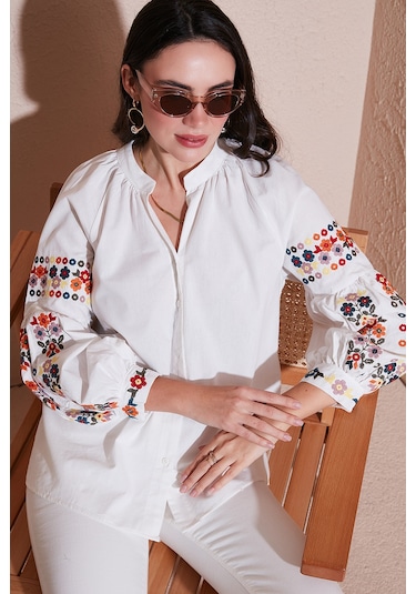 Lela Nakış Işlemeli Pamuklu Oversize Fit V Yaka Bayan Gömlek 676253 Ekru