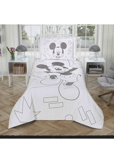 Taç Disney Mickey Enjoy Lisanslı Jakar Yatak Örtüsü-Çok Renkli