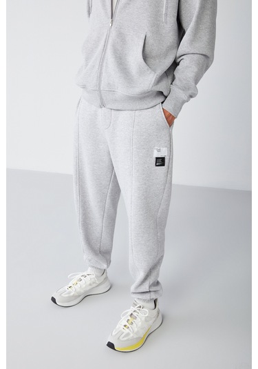 Rowan Erkek Relaxed Içi Şardonlu Önü Nervürlü Dekoratif Etiketli Grimelanj Eşofman Altı