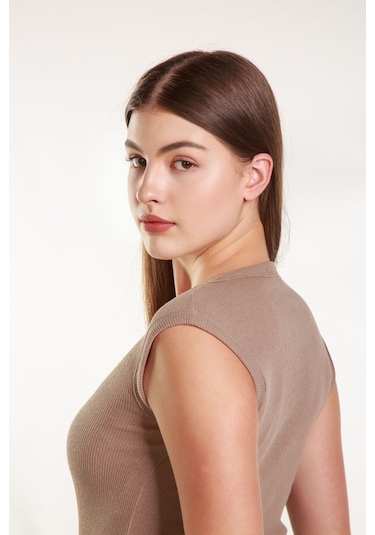 Kadın Vizon Fitilli Likralı Sıfır Kol Bisiklet Yaka Örme Atlet Tshirt Bluz Vizon