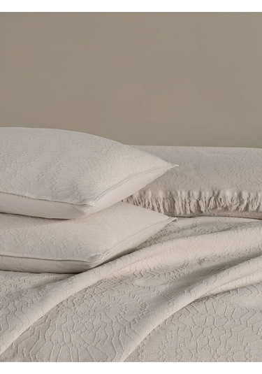 Jakar Daire Çift Kişilik Yatak Örtüsü Krem Kutulu Krem