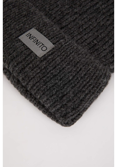 DeFacto Erkek Dokuma Etiketli Bere U9177AZ24WNAR42