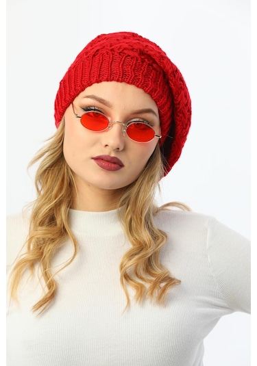 Çift Kat Kırmızı Kadın Ressam Bere Kırmızı