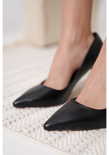 Alfaze Siyah Mat Sivri Burun Stiletto Siyah