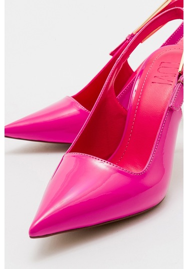 Luvishoes Labin Fuşya Rugan Tokalı Kadın Yüksek Topuklu Ayakkabı Fuşya