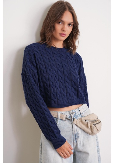6863 Kadın Saç Örgülü Crop Triko Kazak Lacivert Lacivert