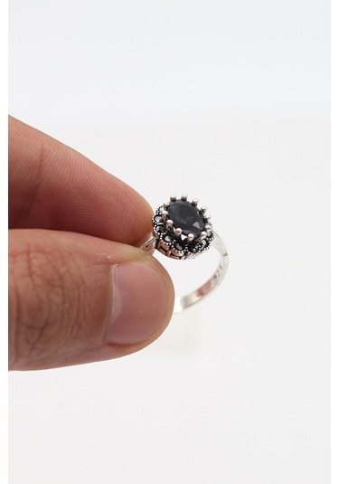 Oniks Taşlı 925 Ayar Gümüş Markazit Kadın Yüzük 201024753 Gümüş