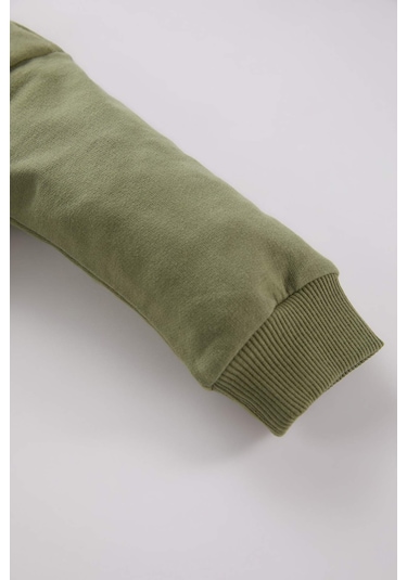 DeFacto Erkek Bebek 2'li Takım Bisiklet Yaka Baskılı Sweatshirt Beli Lastikli Alt D6768A524WNKH461 Haki DeFacto Erkek Bebek 2'li Takım Bisiklet Yaka Baskılı Sweatshirt Beli Lastikli Alt D6768A524WNKH461 Haki