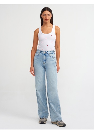 Dilvin Kalp Nakışlı Top Beyaz