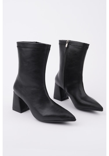 Muggo Codi Sivri Burun Kalın Topuklu Fermuarlı Kadın Bot Siyah