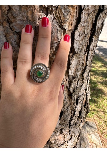 Otantik Bakır Görünümlü Kök Zümrüt Ve Zirkon Taşlı Gümüş Yüzük