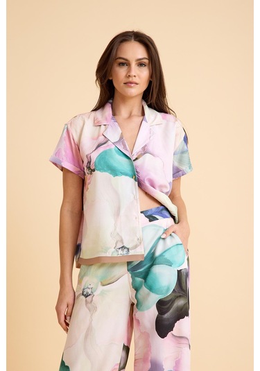 Paradise Çiçek Desenli Önden Düğmeli, Kısa Kollu Viskon İpeksi Pijama Takım Desenli