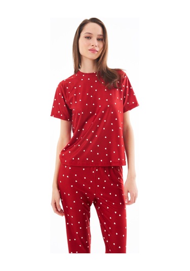 Premium Kadın Pijama Takımı Kırmızı Kalp Desenli Yumuşak Dokulu Kısa Kollu Bisiklet Yaka Kırmızı