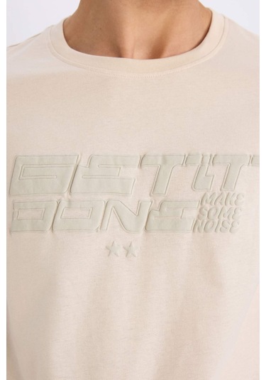 Defacto %100 Pamuk Slim Fit Dar Kesim Bisiklet Yaka Baskılı Kısa Kollu Tişört E0577ax25smbg155 Bej