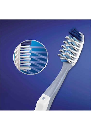 Oral-B Pro-Expert Diş Fırçası 40 Orta 1+1 Paketi