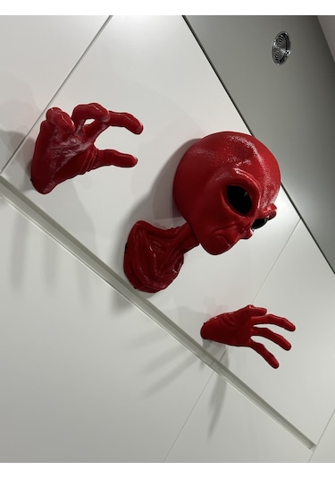 Alien Uzaylı Duvar Dekorasyonu Veya Kulaklık Standı Kırmızı
