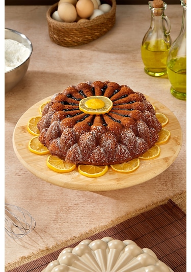Polochef Prizma Döküm Granit Kek Kalıbı Siyah 26 Cm Siyah