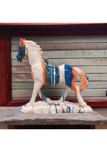 T.concept Dekoratif Sakin Beyaz At Biblo Renkli 35 X 35 Cm