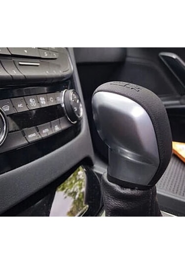 Toyota Corolla Uyumlu Manuel Vites Topuzu Siyah Ve Gümüş Renk Seçenekli