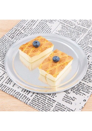 10 İnç Genişliğinde Kenarlı Alüminyum Pizza Tepsisi Gümüş