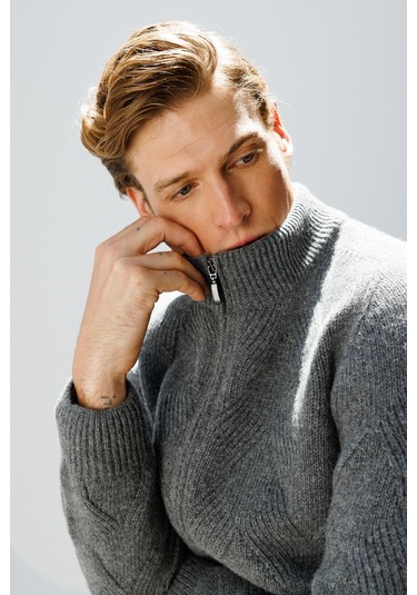 Erkek Dik Yaka Baklava Desenli Yün Ceket Füme Füme