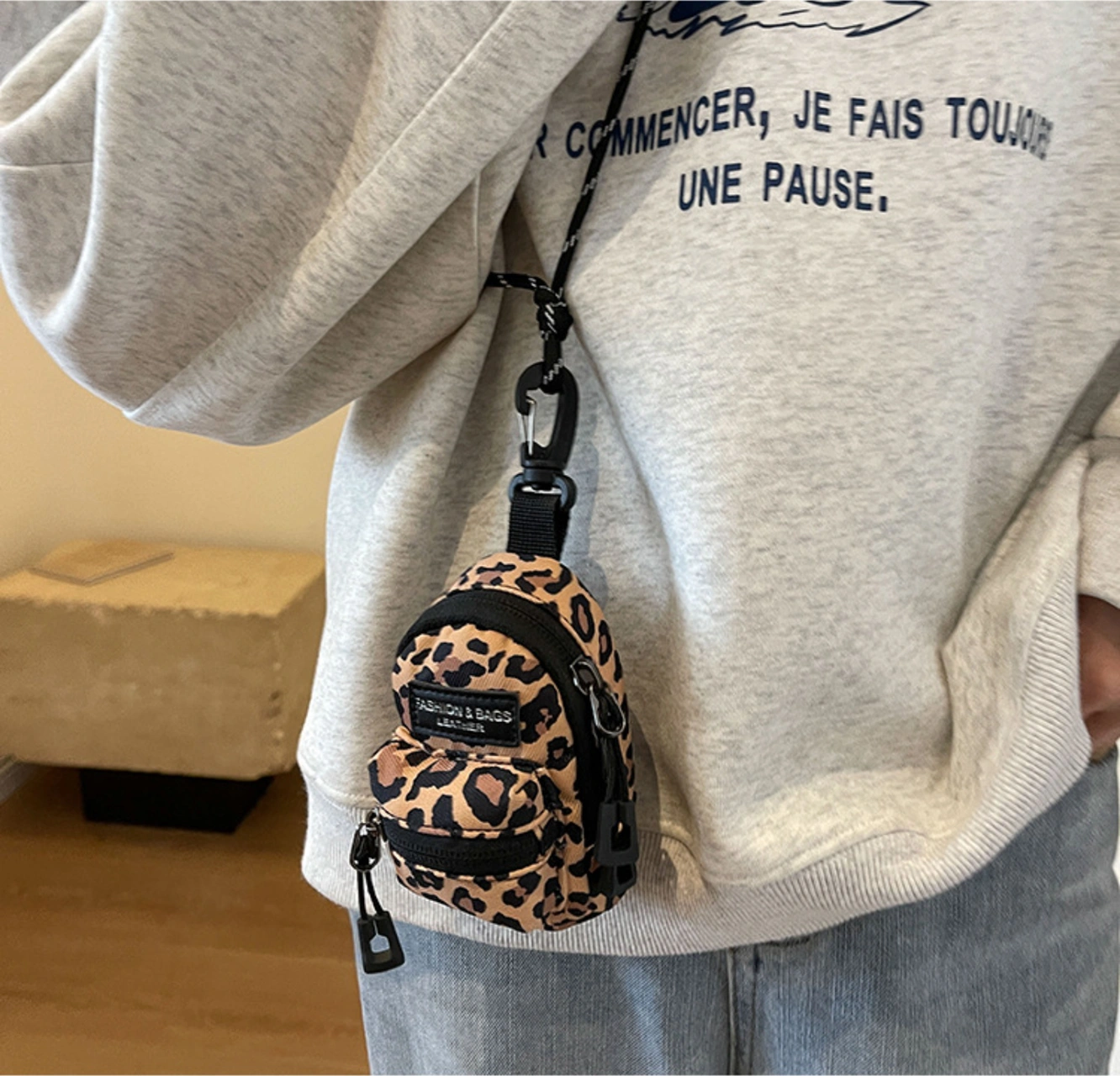 Yuntech01 Küçük Çanta: Mini Çok Amaçlı, Tek Omuz/üst Çapraz Taşıma, Anahtar/kulaklık Saklama, Siyah Desenli Kumaş Çanta Siyah