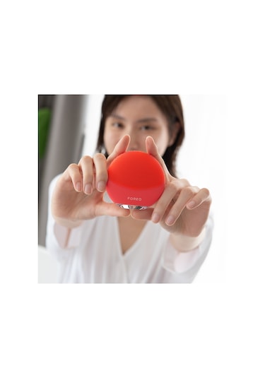 Foreo Luna™ 4 mini Yüz Temizleme Cihazı, Coral
