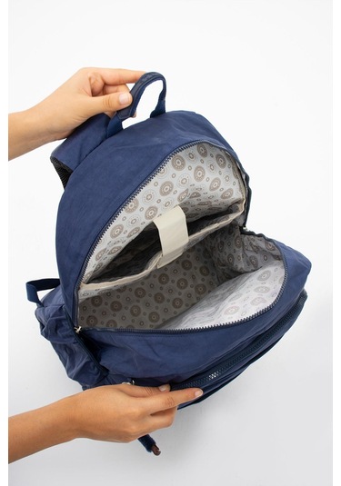 Ultra Hafif Çok Cepli Su Geçirmez Sırt Çantası Unisex Laci Model: 571-1b - Lacivert