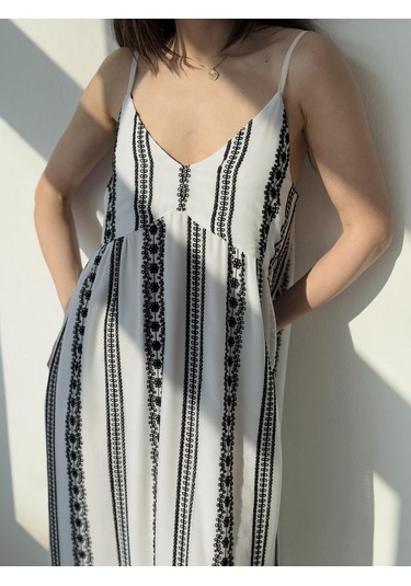 Retrobird Tasarım June Askılı Yırtmaçlı Elbise Kadın Siyah - Beyaz-13908 Siyah - Beyaz