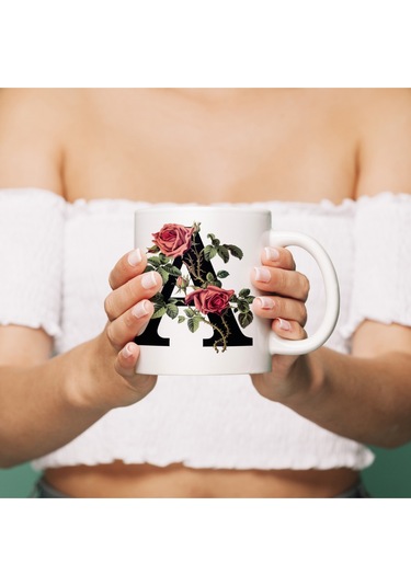 A Baş Harf Kırmızı Güller İle Sarılı Bardak 330 Ml Kişiye Özel Çiçekli Hediye Beyaz