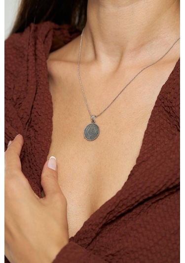 Roza Silver Otantik Süleyman'ın Mührü Oksitli 925 Ayar Gümüş Kolye Rn10218