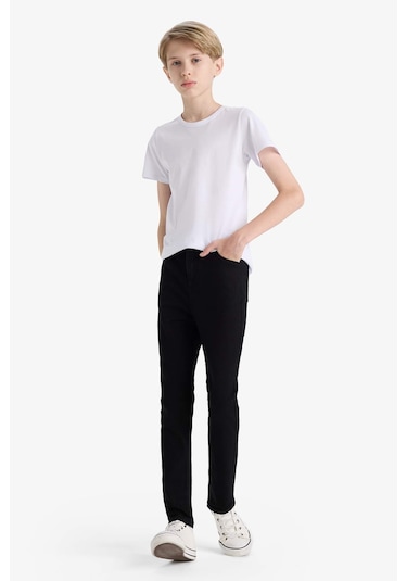 Defacto Erkek Çocuk Slim Fit Dar Kesim Düz Paça Jean Pantolon C3683a825aunm40 Siyah
