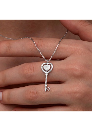 Gümüş Kalpli Anahtar Kadın Kolye Karışık Renk