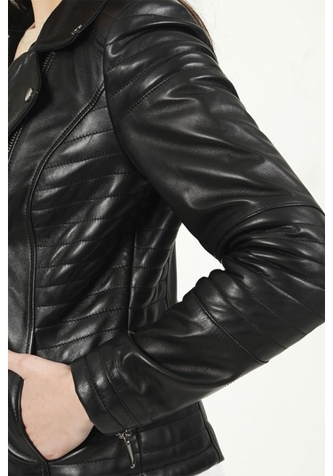 Dericlub Yb-2164 Gerçek Deri Kadın Mont Siyah