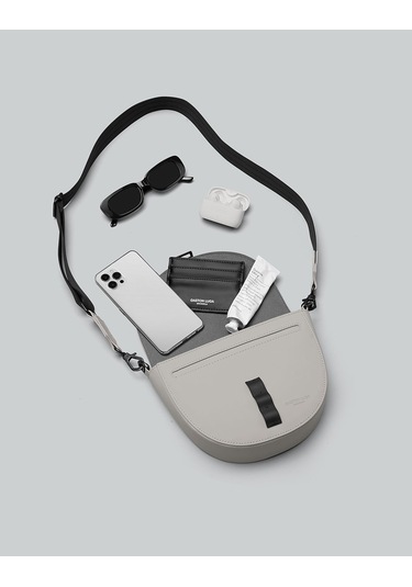 Gaston Luga Spläsh Moon Crossbody Omuz Çantası - Taupe GRİ