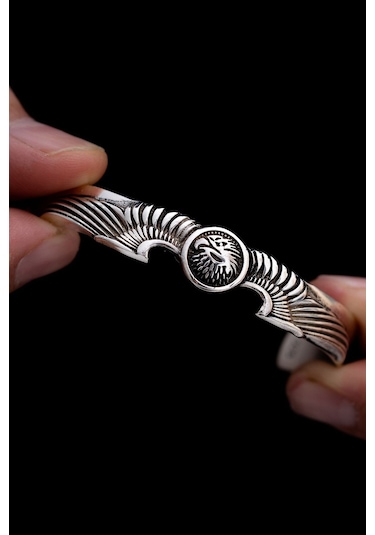 Erkek Gümüş Bileklik - Kartal Motifli Kelepçe Model Işıklı Kutuda Sevgiliye Eşe Babaya