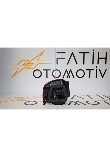 Volkswagen Jetta 14- Sağ Stop Lambası R 5c6945208e