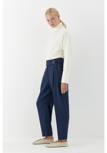 Kemer Tokalı Pileli Pantolon Lacivert Lacivert